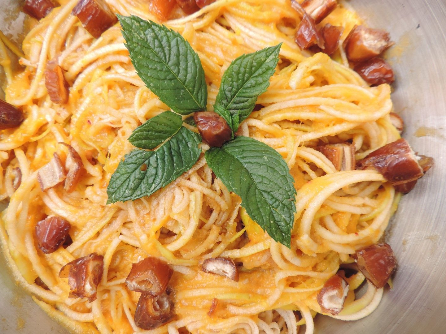spaghetti all'amatriciana fruttariani