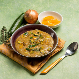 Porridge di amaranto con zucchine e peperoni 